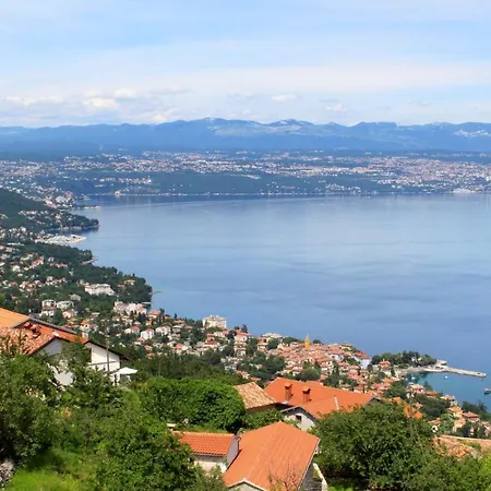 Apartamento With Parking Space Lovran, Opatija - 2303