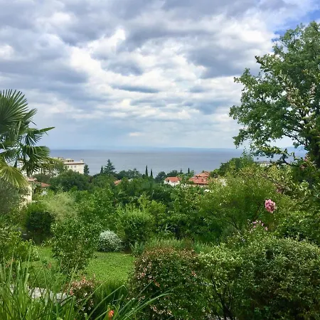 With Parking Space Lovran, Opatija - 2303 Апартаменты