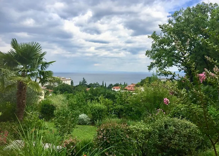 With Parking Space Lovran, Opatija - 2303 公寓