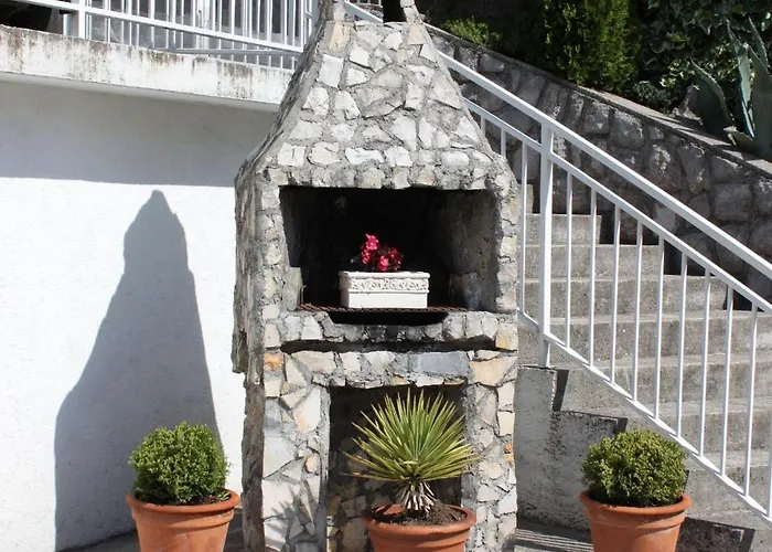 公寓 With Parking Space Lovran, Opatija - 2303